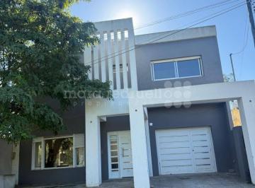 MRE-MRE-1801_2 · Casa en Venta en Chascomus Laguna