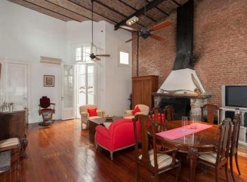 PH · 239m² · 7 Ambientes · PH con Terraza, Antiguo, Reciclado. Entrada Independiente. Sin Expensas