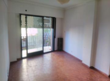 Departamento de 2 ambientes, Parque Chacabuco · Departamento Al Frente 2 Ambientes con Balcon Directorio y Cachimayo