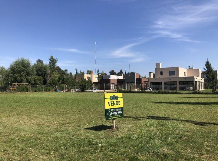 Terreno · 633m²