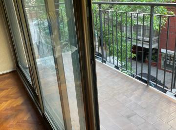 balcon con mucho sol y persianas motorizadas · Nuevo Precio! Hermoso Semipiso Torre Al Frente Austria y Peña