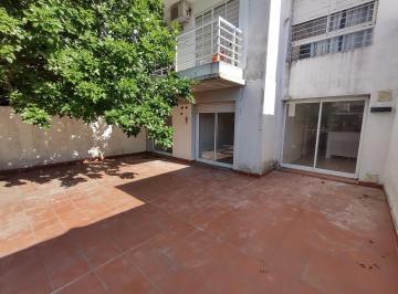 Departamento · 85m² · 3 Ambientes · Departamento Semipiso 2 Dorm. con Patio | Rioja 3700