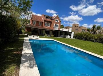 Casa de 4 ambientes, Tigre · Bustamante Prop Santa Maria de Tigre 11120 Casa Alquiler Verano Enero Tigre