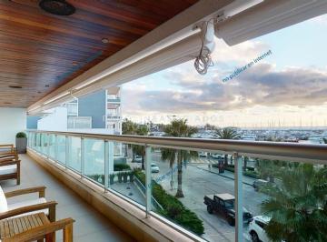 Foto1 · Apartamento en Venta de 4 Suites en Edificio Puerto Punta, Punta del Este.