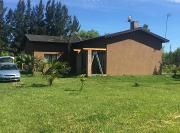 Quinta vacacional de 5 ambientes, Moreno · Casaquinta Parque Gorriti Excelente Ubicacion 4 Amb Piscina
