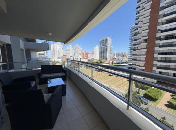 Foto1 · Amplia Terraza, a m de La Playa Brava