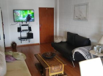 Departamento · 73m² · 3 Ambientes · Departamento de 3 Ambientes en Semipiso con Cochera Opcional en del Valle Iberlucea 4521.