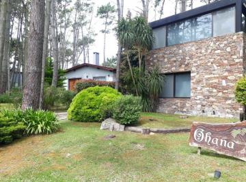 GIA-GI3-2314_2 · Espectacular Casa en Alquiler en Mar de Las Pampas Temporada