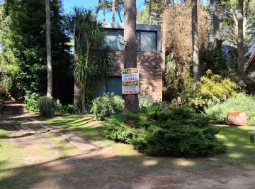 GIA-GI3-2314_2 · Casa en Venta y Alquiler Mar de Las Pampas