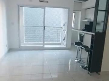 Garage · Comoda Cochera Sobre Av Caseros