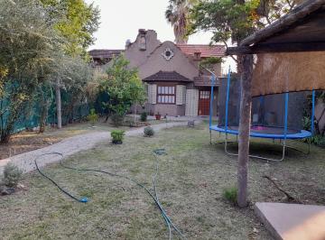 Casa de 3 ambientes, Córdoba · Casona Venta 3 Dor. S/ Av Ricardo Rojas