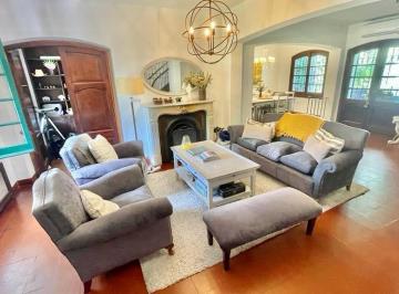 Casa de 5 ambientes, San Isidro · Muy Linda Casa en Venta en Casco Histórico de San Isidro. Retasada!