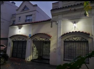Casa de 6 ambientes, Lomas de Zamora · Casa en Venta en Lomas de Zamora