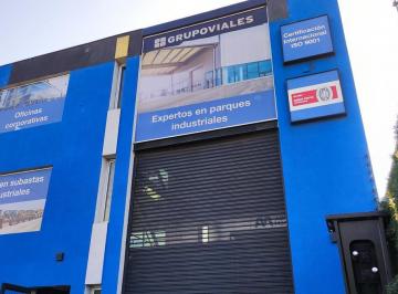 Local comercial · 200m² · 3 Cocheras · Local - Ricardo Rojas