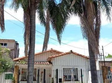 Casa de 4 ambientes, Ituzaingó · Chalet en Venta en Ituzaingo Norte