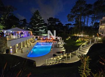 Foto1 · Apartamento en Venta de 2 Dorm. en Playa Mansa, Punta del Este