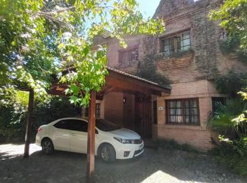Casa de 7 ambientes, San Isidro · Chalet en Venta, Cerca del Colegio San Marcos - Lomas de San Isidro
