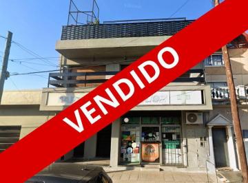 Local comercial · 84m² · 2 Ambientes · Laprida 4568 - Local 84 m - Villa Martelli - Vende