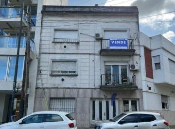 Departamento de 3 ambientes, La Plata · Departamento en PH Plaza Olázabal La Plata en Venta