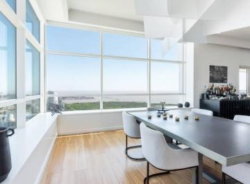 Departamento · 250m² · 4 Ambientes · 4 Cocheras · Azucena Villaflor y Aimé Painé - Alvear Tower
