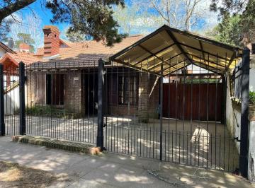 DIT-DIT-2403_2 · Casa 3 Dorm.. | Catamarca 3548