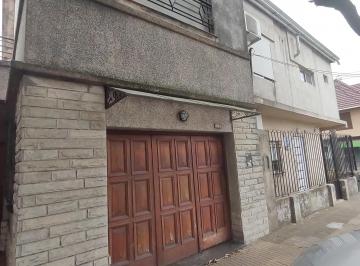 PH de 3 ambientes, Quilmes · PH Dos Dorm. con Garage Cubierto