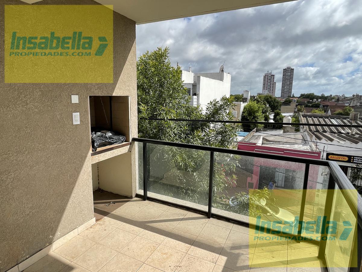 Departamento a la calle a estrenar en venta. Cocheras opcionales