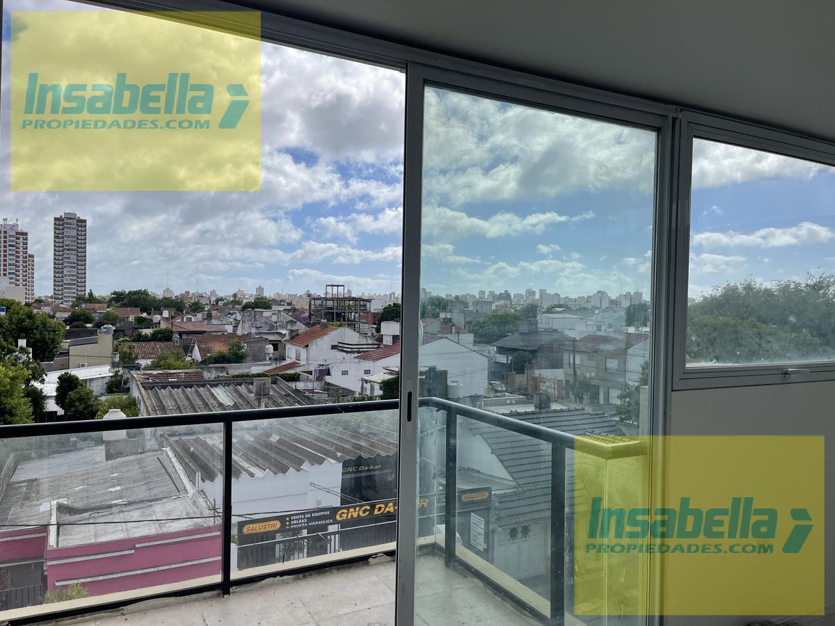 Departamento a la calle a estrenar en venta. Cocheras opcionales