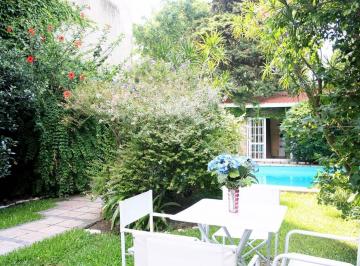 Casa · 300m² · 7 Ambientes · 3 Cocheras · Alq Habitaciones Baño Priv. 650 m. C/piscina Juramento 1200 Belgrano Chico!
