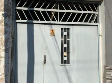 PH · 70m² · 3 Ambientes · 2 Cocheras · Venta PH 3 Ambientes + Galpón y Cochera a m de Crovara. Retasado
