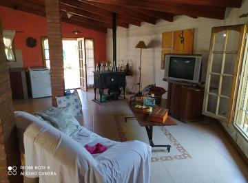 Casa de 3 ambientes, Córdoba · B°mques (A) - 2d, L/c, Coc, Bño, Ptio, Asad, Gje + Dto 1dor - Usd 50.