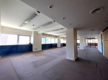Oficina comercial , Monserrat · Excelente Planta en Esquina