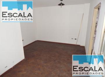 Departamento · 65m² · 4 Ambientes · 1 Cochera · Departamento Dos Dorm. en Venta