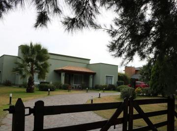 Casa de 6 ambientes, Brandsen · Casa en Campos de Roca, Ruta 2 Km.65 Brandsen