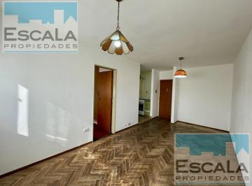 Departamento · 42m² · 3 Ambientes · Departamento un Dorm Al Frente, Cocina Separada Amplio y Luminoso