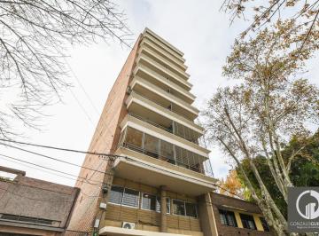 Departamento · 133m² · 4 Ambientes · 2 Cocheras · Departamento de 2 Dorm. Piso Exclusivo en Venta con Parrillero Centro