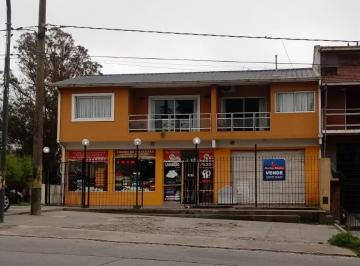 Local comercial de 8 ambientes, Mar del Plata · Venta en Bloc 2 Locales y 2 Departamentos C/ Cochera Ideal Oficinas - Consultorios