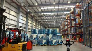 Bodega-Galpón · 16050m² · 40 Cocheras · Espectacular Predio Industrial Lote de 58.800 m² /16.050 m² Cubiertos / Spegazzini