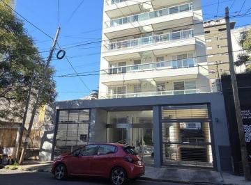 Departamento · 90m² · 3 Ambientes · 1 Cochera · Departamento - Quilmes