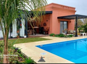 Casa de 5 ambientes, Tigre · San Benito Al Rio, Complejo Villanueva