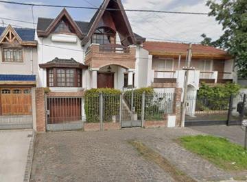 Casa de 4 ambientes, Lomas de Zamora · Chalet de Lujo y Categoria Garona 1346, Lomas de Zamora
