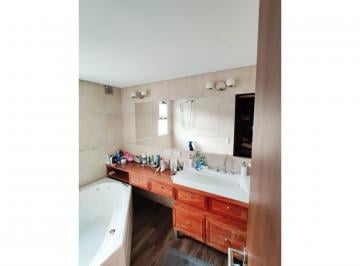 Casa · 300m² · 6 Ambientes · Casa en Venta Zona Garita 5