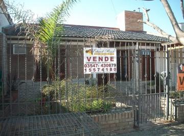Casa · 200m² · 5 Ambientes · 1 Cochera · Casa con Dos Deptos. en Alta Gracia