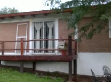 Casa · 150m² · 3 Ambientes · 2 Cocheras · Casa en Venta en Venta - Villa Los Aromos