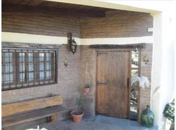 Casa · 140m² · 4 Ambientes · 2 Cocheras · Casa en Venta 3