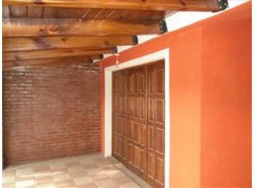 Casa · 120m² · 2 Ambientes · 2 Cocheras · Casa en Venta en Anisacate