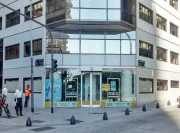 Local comercial · 3779m² · 10 Cocheras · Local y Oficinas en Buen Estado | Muy Buena Ubicación