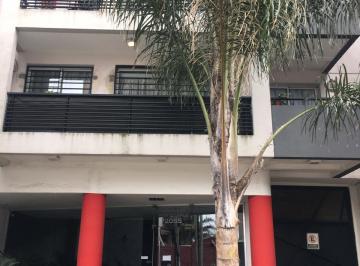 Departamento de 2 ambientes, Lanús · En Venta Depto 2 Amb en Edificio Al Fte C/ Cochera en Lanus