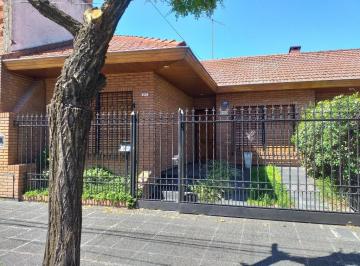 Casa · 80m² · 3 Ambientes · 1 Cochera · Casas - Chalet - Ramos Mejía, Gran Bs. As. Oeste