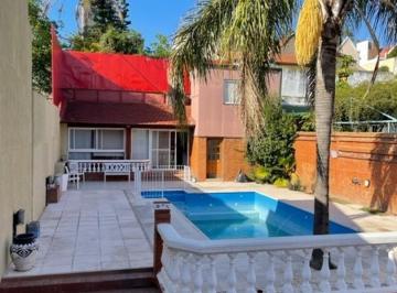 Casa · 350m² · 5 Ambientes · 2 Cocheras · Altos de Villa Cabrera Casa en Venta 3 Dorm.